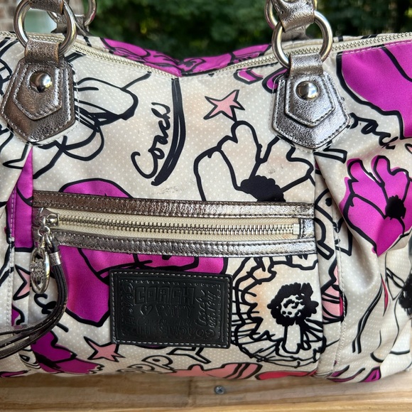 Coach Poppy graphic Large Petal Print purse EUC - Picture 5 of 16